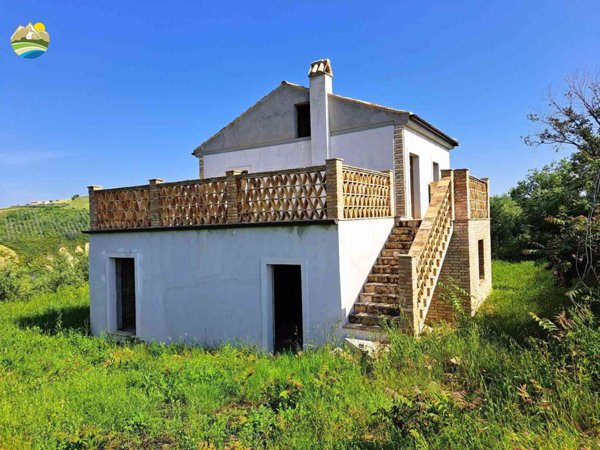 casa indipendente in vendita ad Elice