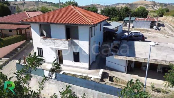 casa indipendente in vendita ad Elice