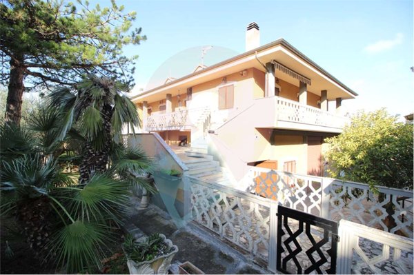 casa indipendente in vendita ad Elice