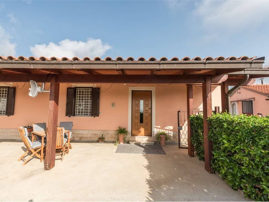 casa indipendente in vendita ad Elice