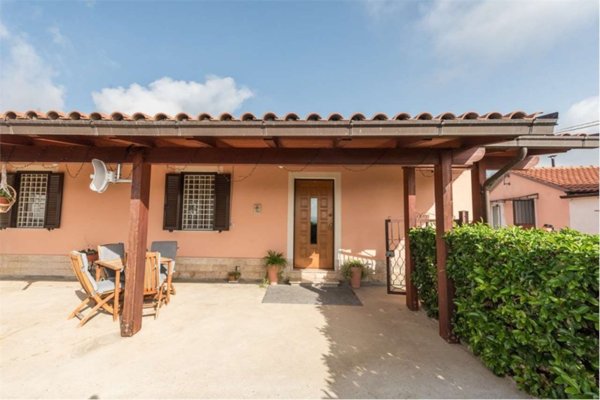 casa indipendente in vendita ad Elice