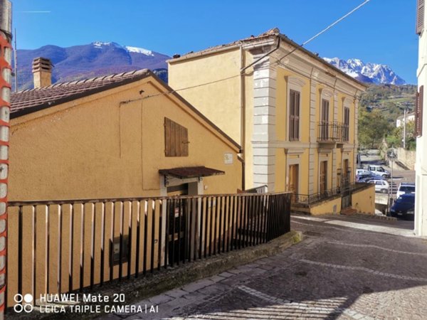 appartamento in vendita a Farindola