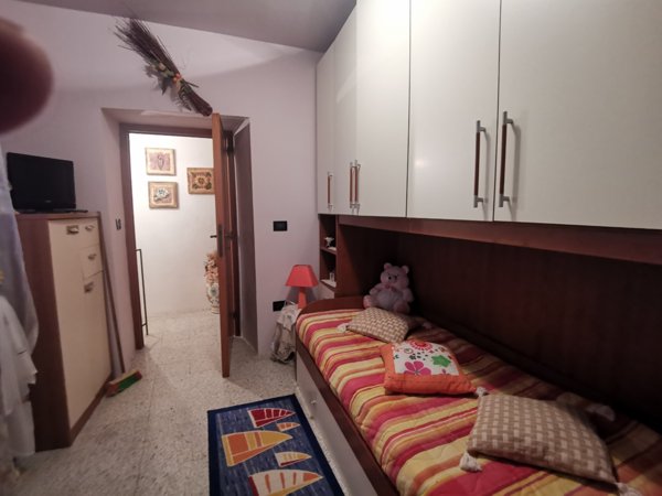 casa indipendente in vendita a Farindola