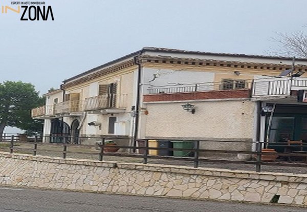 pentavano in vendita a Farindola