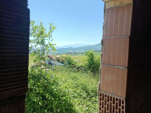 terreno agricolo in vendita a Farindola in zona Cupoli