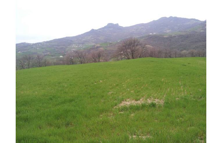 casa indipendente in vendita a Farindola