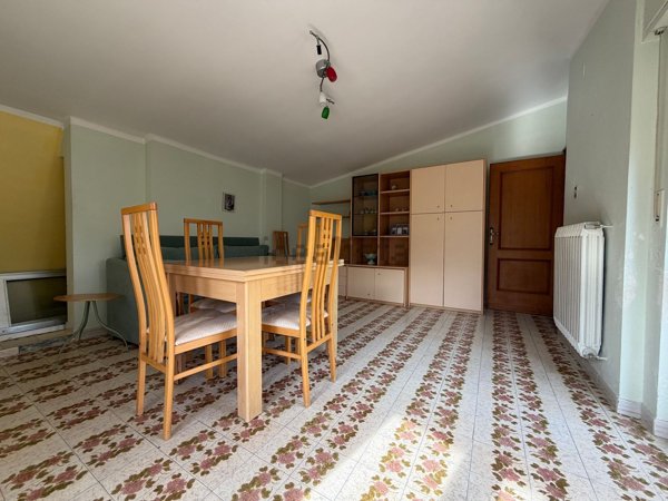 appartamento in vendita a Farindola