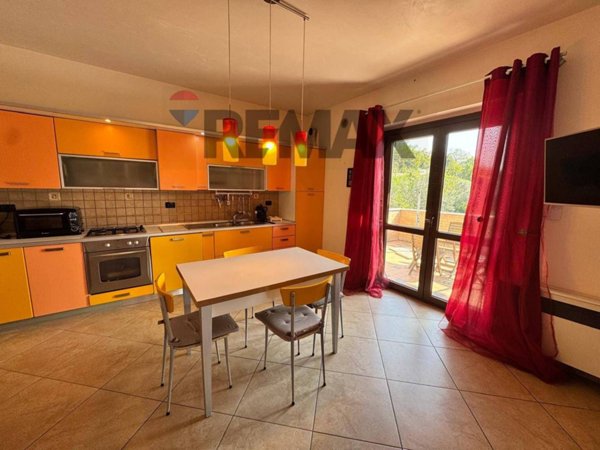 casa indipendente in vendita a Lettomanoppello