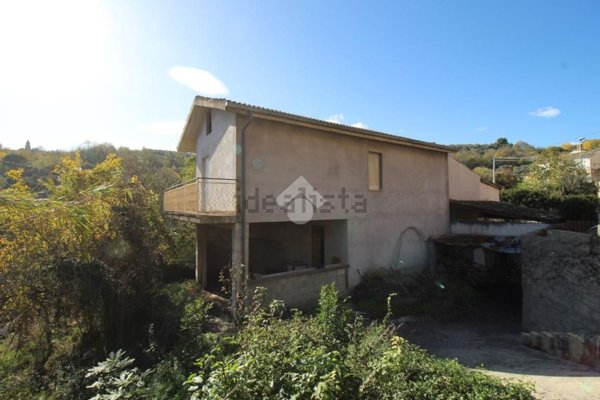 appartamento in vendita a Loreto Aprutino