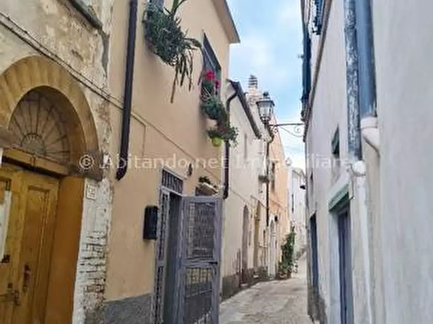 casa indipendente in vendita a Loreto Aprutino
