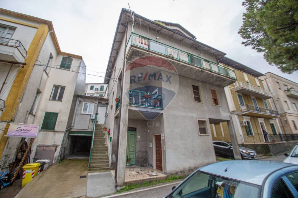 appartamento in vendita a Loreto Aprutino