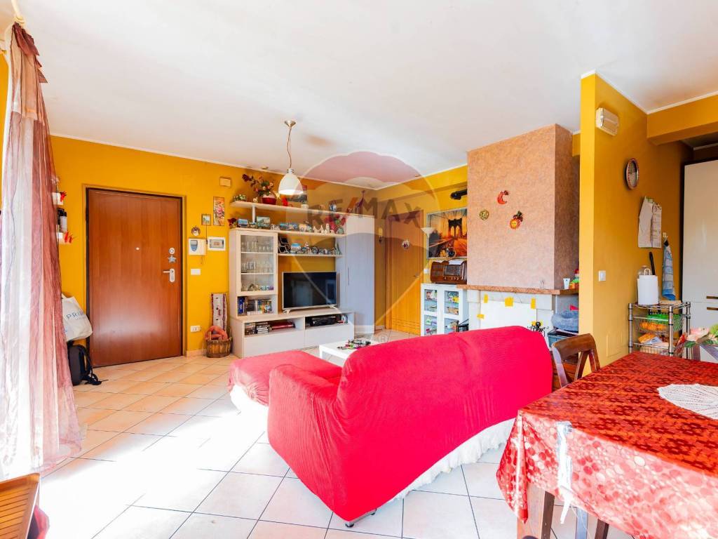 appartamento in vendita a Loreto Aprutino in zona Remartello