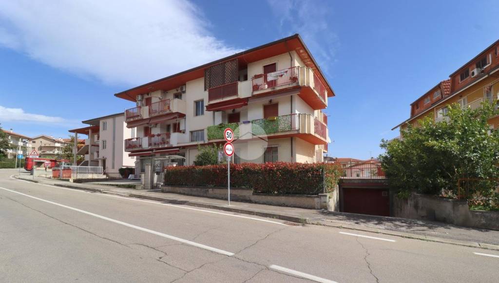 appartamento in vendita a Loreto Aprutino in zona Paterno
