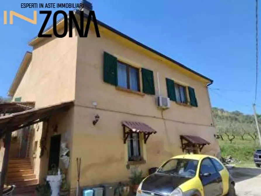 appartamento in vendita a Loreto Aprutino
