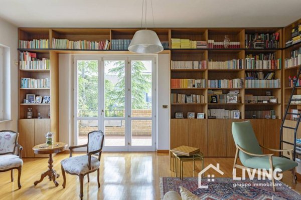 casa indipendente in vendita a Loreto Aprutino