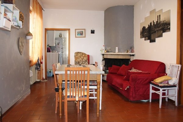 casa indipendente in vendita a Loreto Aprutino in zona Ferrauto