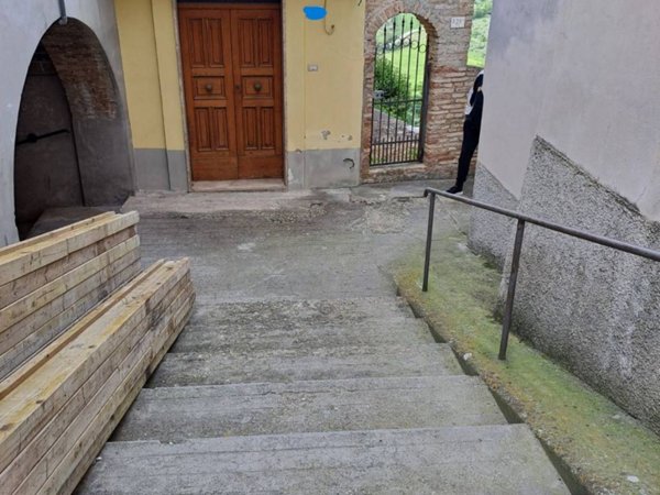 appartamento in vendita a Loreto Aprutino