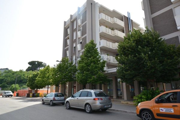 appartamento in vendita a Loreto Aprutino in zona Fornace