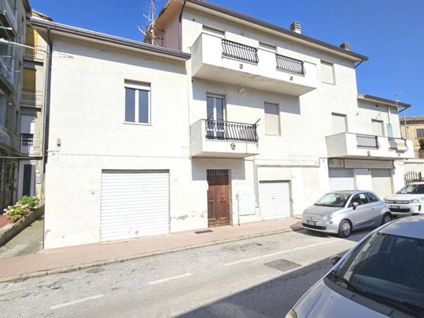 appartamento in vendita a Loreto Aprutino