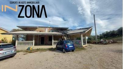 appartamento in vendita a Loreto Aprutino