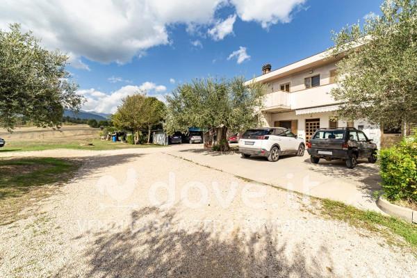 appartamento in vendita a Loreto Aprutino