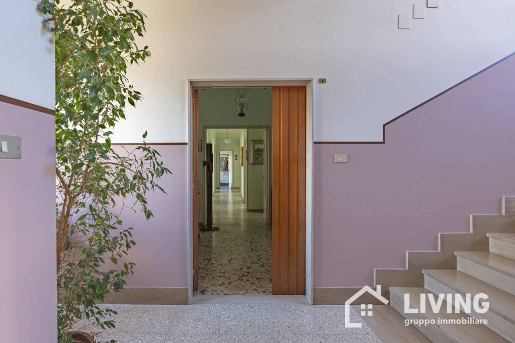 appartamento in vendita a Loreto Aprutino