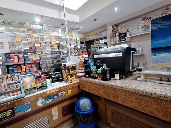 negozio in vendita a Loreto Aprutino