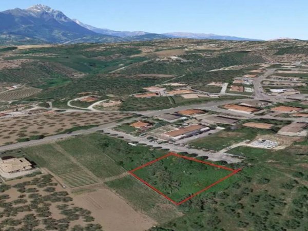 terreno edificabile in vendita a Loreto Aprutino