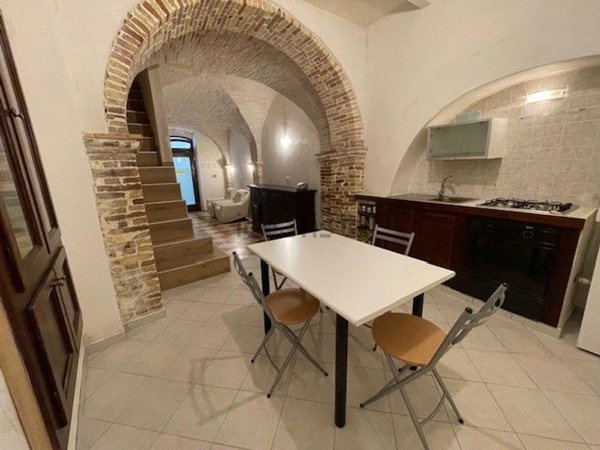 appartamento in vendita a Loreto Aprutino