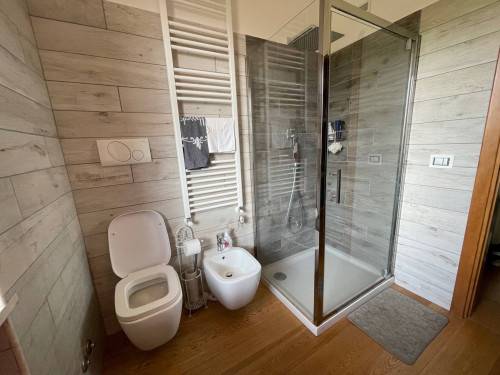 esavano in vendita a Loreto Aprutino