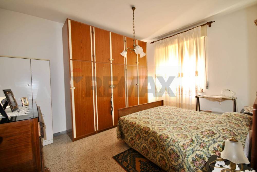 appartamento in vendita a Loreto Aprutino