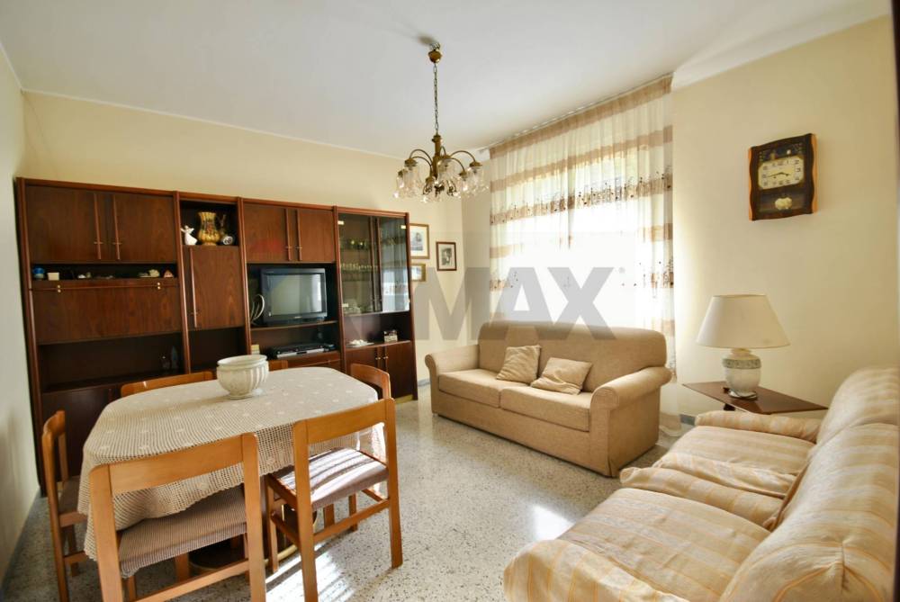 appartamento in vendita a Loreto Aprutino