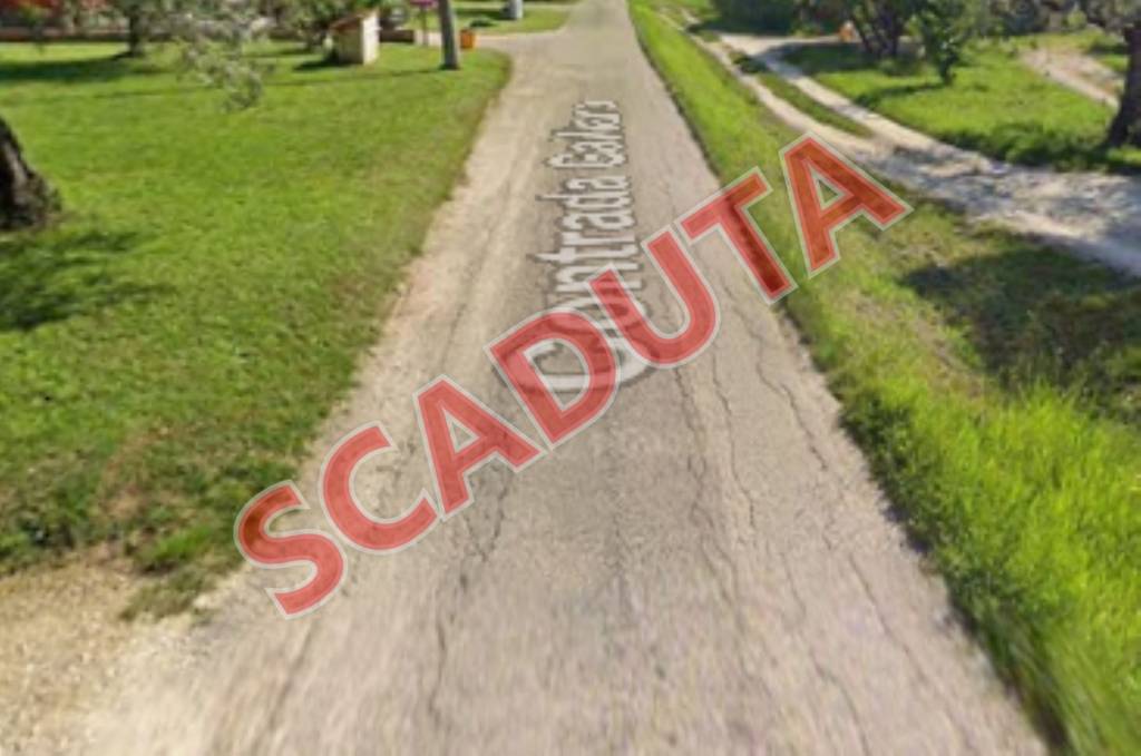 terreno edificabile in vendita a Loreto Aprutino