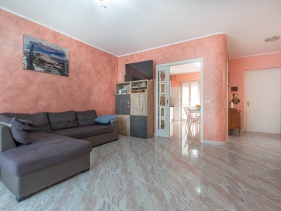 casa indipendente in vendita a Loreto Aprutino