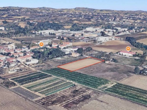 terreno agricolo in vendita a Loreto Aprutino in zona Remartello