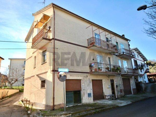 appartamento in vendita a Loreto Aprutino