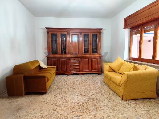 appartamento in vendita a Loreto Aprutino