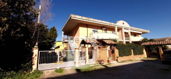 appartamento in vendita a Loreto Aprutino
