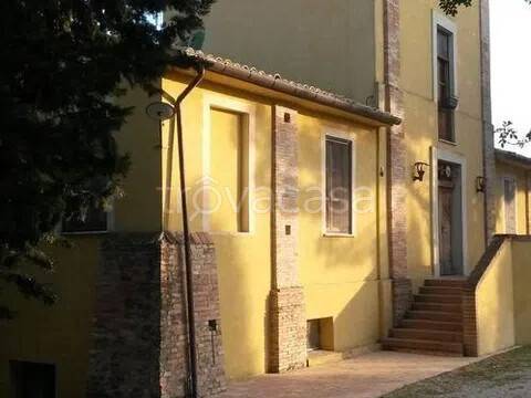 negozio in vendita a Loreto Aprutino in zona Valle Passeri
