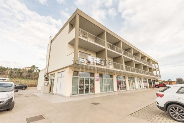appartamento in vendita a Loreto Aprutino in zona Remartello