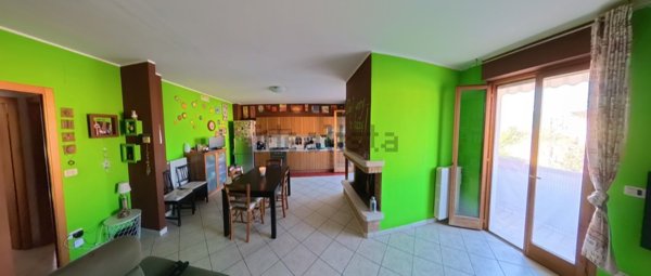 appartamento in vendita a Loreto Aprutino