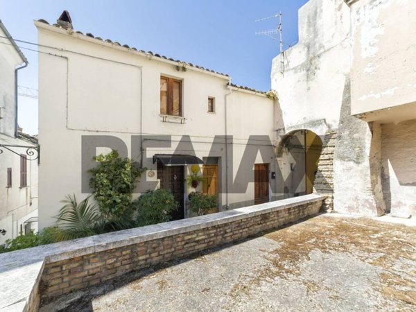 appartamento in vendita a Loreto Aprutino in zona Valle Stella