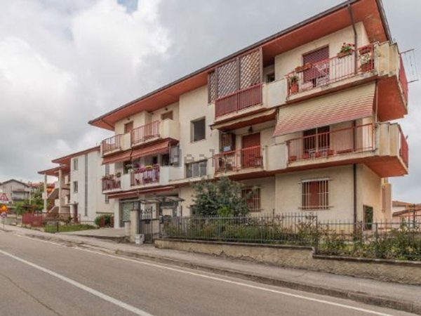 appartamento in vendita a Loreto Aprutino in zona Valle Stella