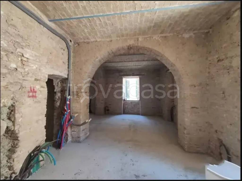 appartamento in vendita a Loreto Aprutino in zona Palazzo
