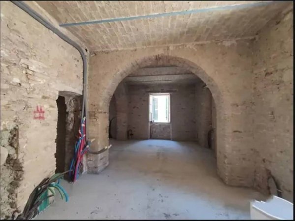 appartamento in vendita a Loreto Aprutino in zona Palazzo