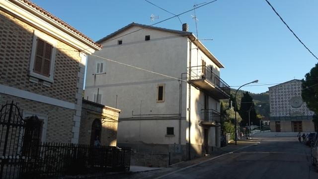 casa indipendente in vendita a Manoppello