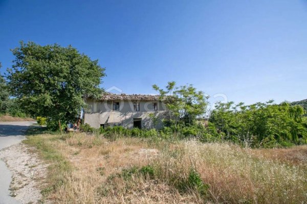 casa indipendente in vendita a Manoppello