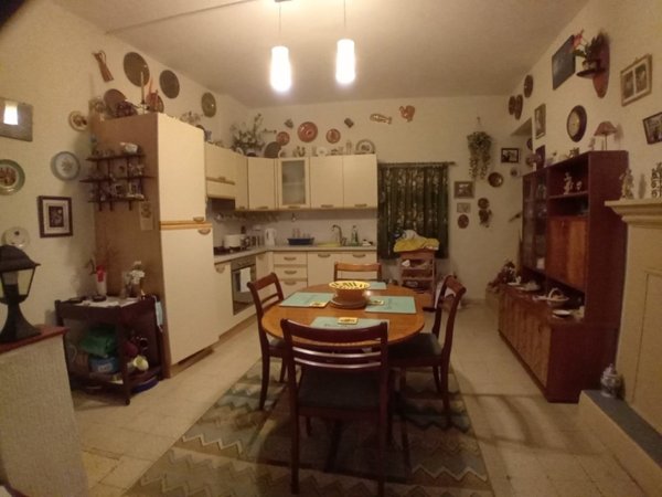 casa indipendente in vendita a Manoppello