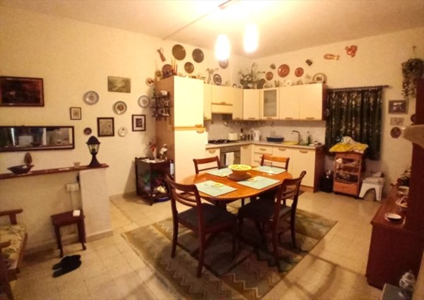 casa indipendente in vendita a Manoppello