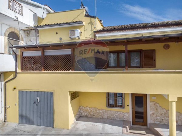 casa indipendente in vendita a Manoppello in zona Manoppello Scalo